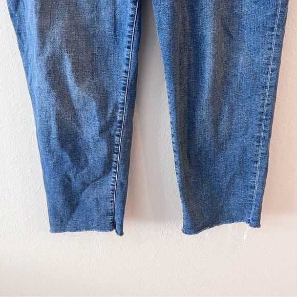 Talbots Everyday Relaxed Jeans Womens Size 14 Blue Denim Raw Hem - Picture 3 of 8